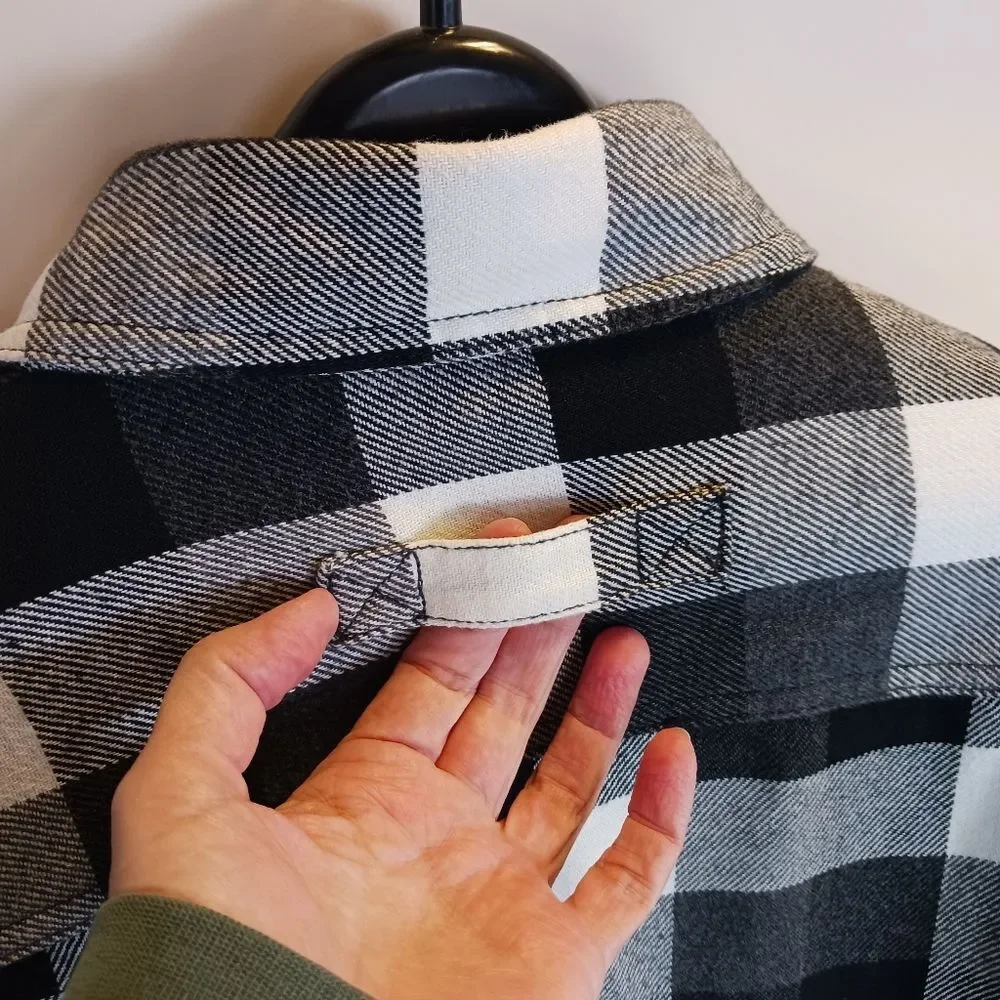 DULUTH TRADING CO Plaid Shacket Fleece Lined Heavy Workwear Black White Men's M